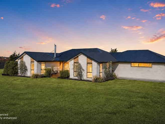 14 Braeburn Crescent, Swannanoa