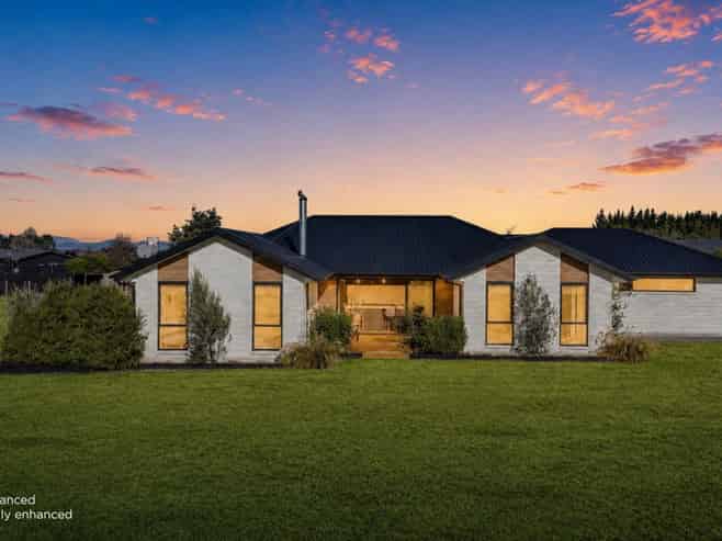 14 Braeburn Crescent, Swannanoa