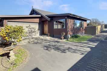 126 Napier Road, Havelock North