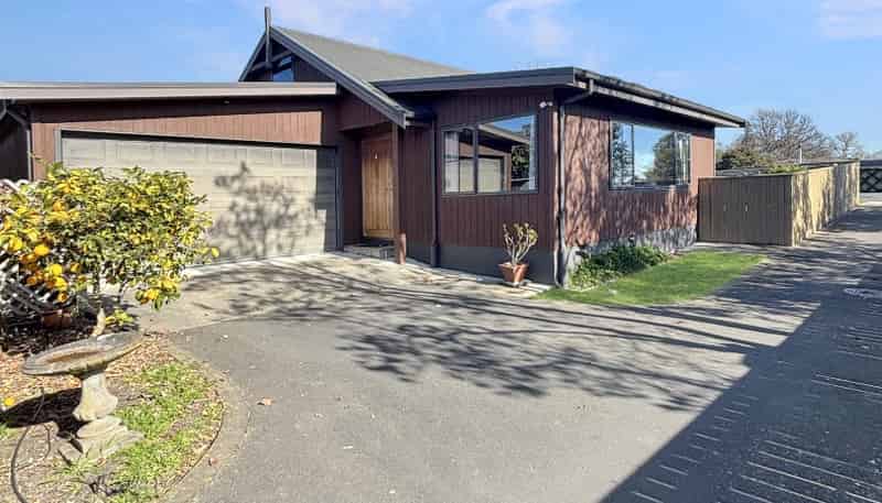 126 Napier Road, Havelock North