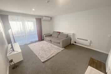 5/126 Nursery Road, Linwood