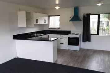 2/56C Burundi Avenue, Clendon Park