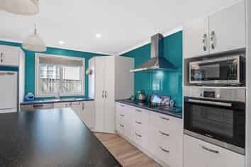 27A Peakes Road, Saint Johns Hill