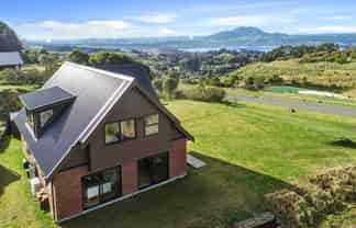 150 Highland Drive, Acacia Bay