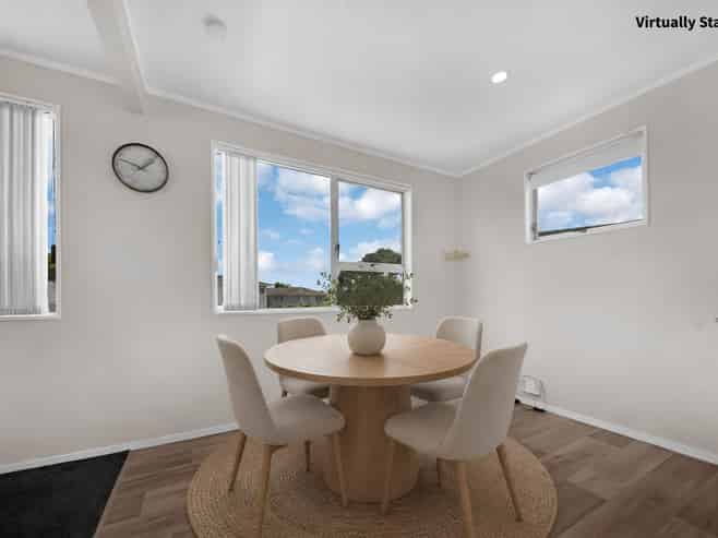20 Frobisher Way, Clendon Park