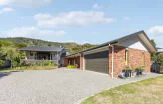 15  Boons Valley Road, Waikawa