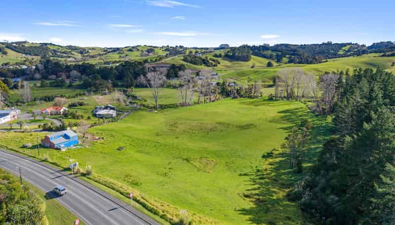 1972 Paparoa Valley Road, Paparoa