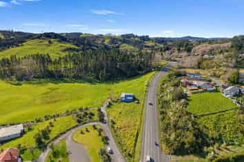 1972 Paparoa Valley Road, Paparoa