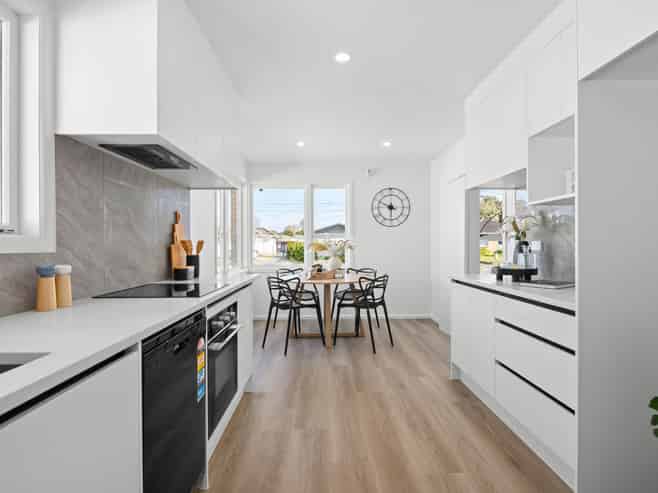 8 Dalesford Street, Silverdale