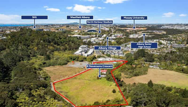 8 Stevensons Crescent, Albany