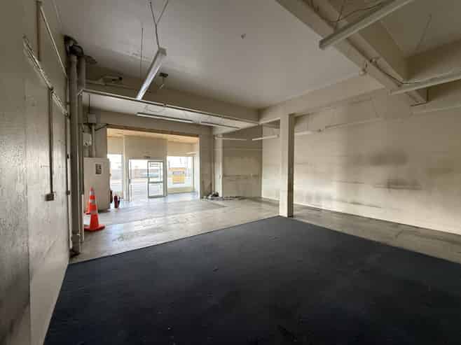 High Street exposure with the storage to match