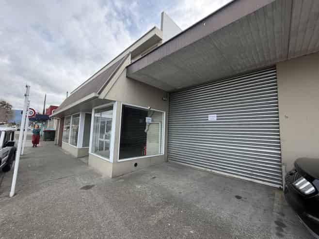 High Street exposure with the storage to match