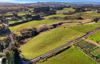 110 Ross Road and 20 Laurel Drive, Whakamarama