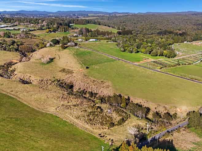 110 Ross Road and 20 Laurel Drive, Whakamarama