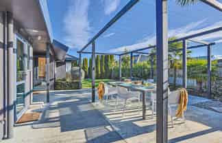 807 Railway Road, Raureka
