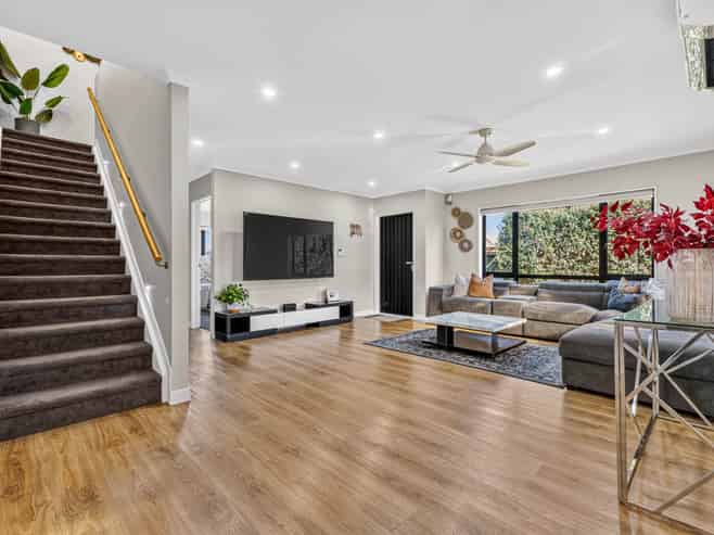 111A Russell Road, Manurewa