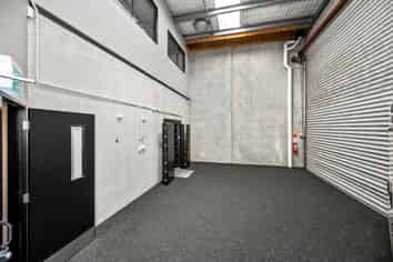 FLEXIBLE ALBANY INDUSTRIAL: MOTIVATED LANDLORD
