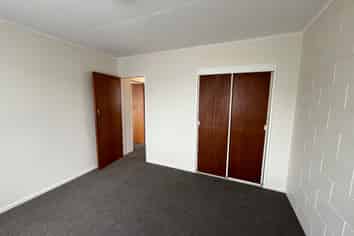 2/43 Albert Street, Palmerston North