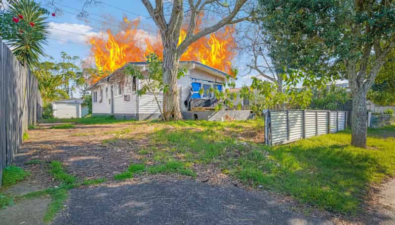 44 Clayton Avenue, Otara