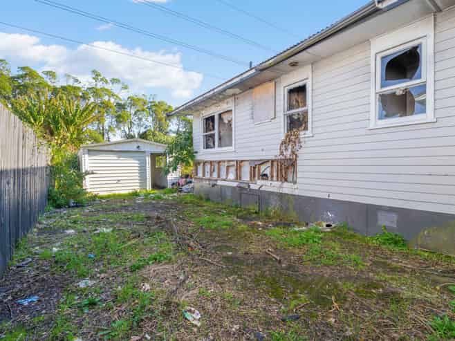 44 Clayton Avenue, Otara