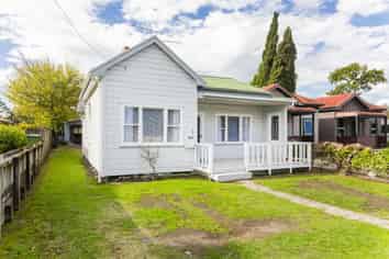 731 Gladstone Road, Te Hapara