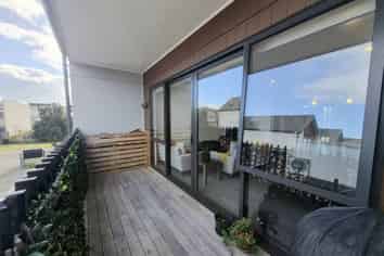 2/16 Unga Place, Beachlands