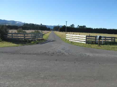 736 Woodstock Road, Burnt Hill, Oxford