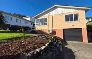1/85 Lake Road, Northcote