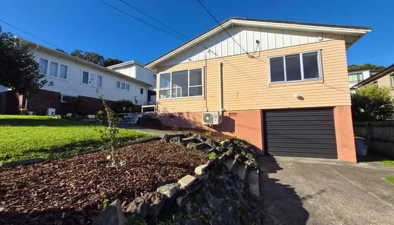 1/85 Lake Road, Northcote