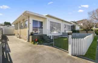 14a Percy Cameron Street, Avalon