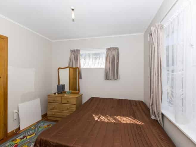 17 Castlerea Street, Wainuiomata