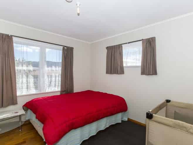 17 Castlerea Street, Wainuiomata