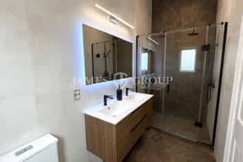 HIGH PROFILE HERNE BAY VILLA