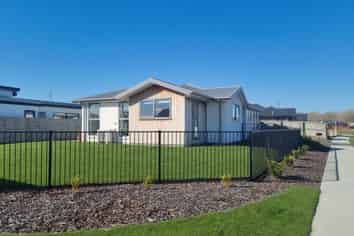 49 Wakeman Drive, Lincoln