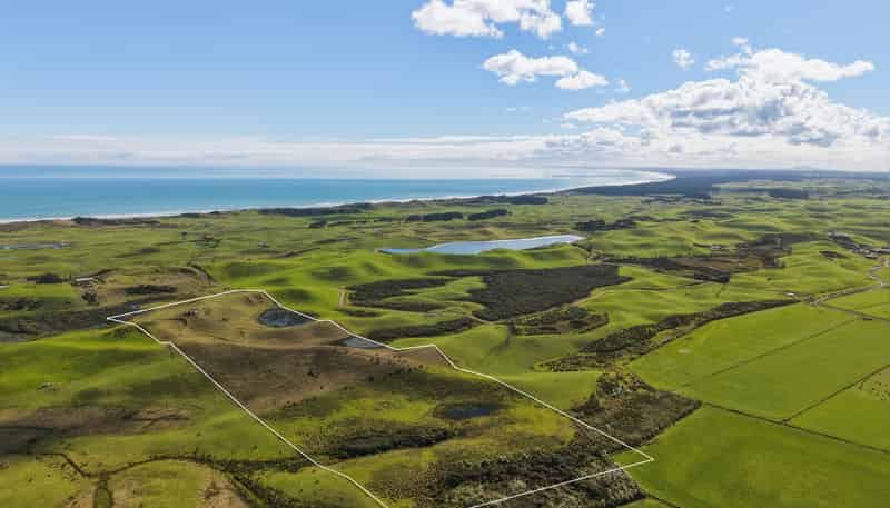 931B Sandhills Road, Ahipara