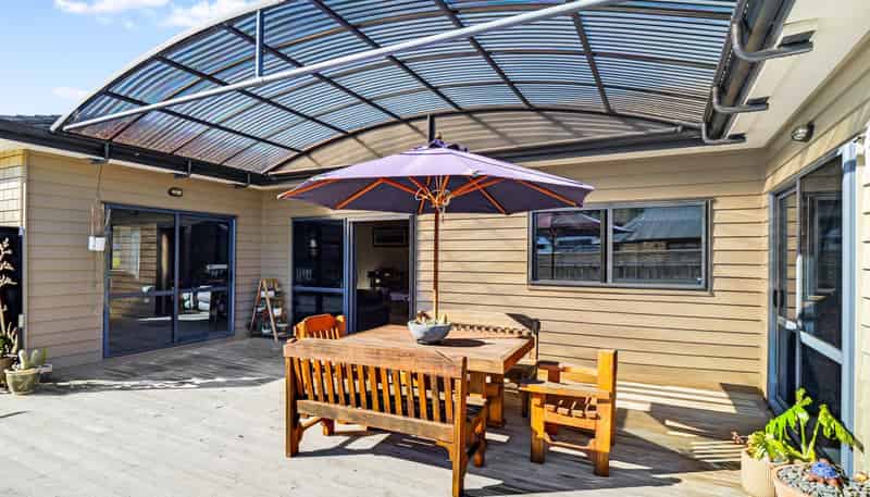 23 Lithgow Drive, Otamatea