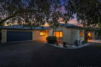 23 Lithgow Drive, Otamatea