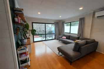 1/94 Beach Road, Te Atatu Peninsula