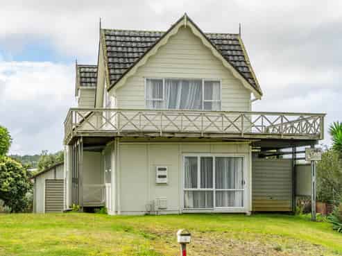 6 Mariner Cove Street, Tinopai