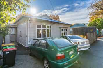 11 Knox Street, North East Valley