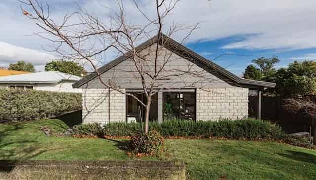 1/8 Duart Road, Havelock North