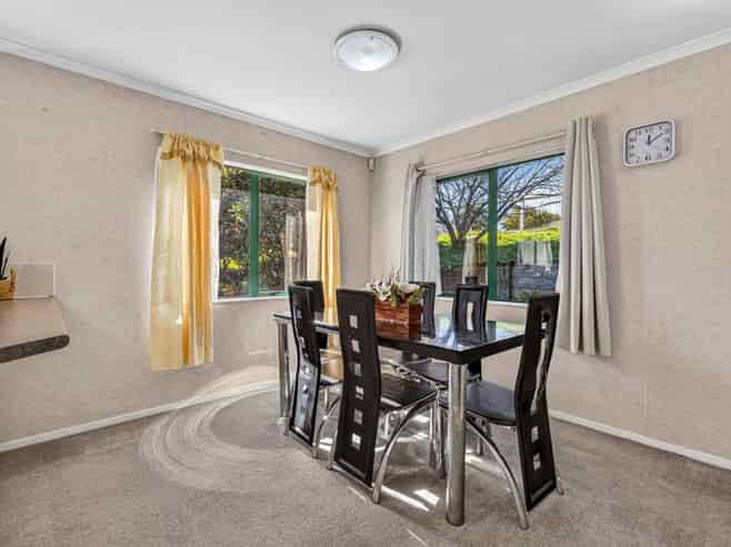 23 Courtvale Place, Flat Bush