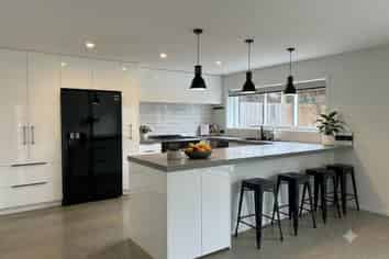 1557 Churchill Road, Pukekawa