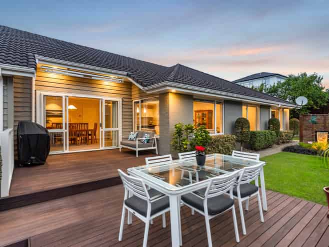 355 Millwater Parkway, Millwater