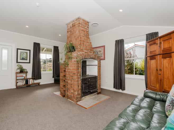 18 Bernard Street, Pukemiro