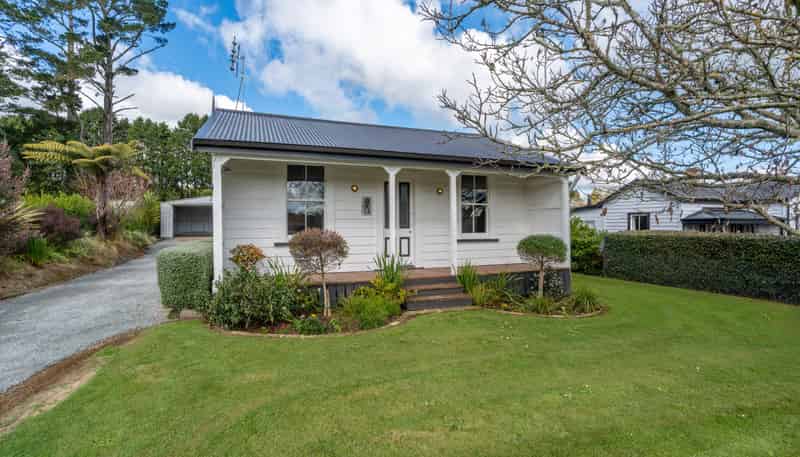18 Bernard Street, Pukemiro