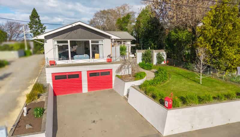 78 Grants Road, Marchwiel