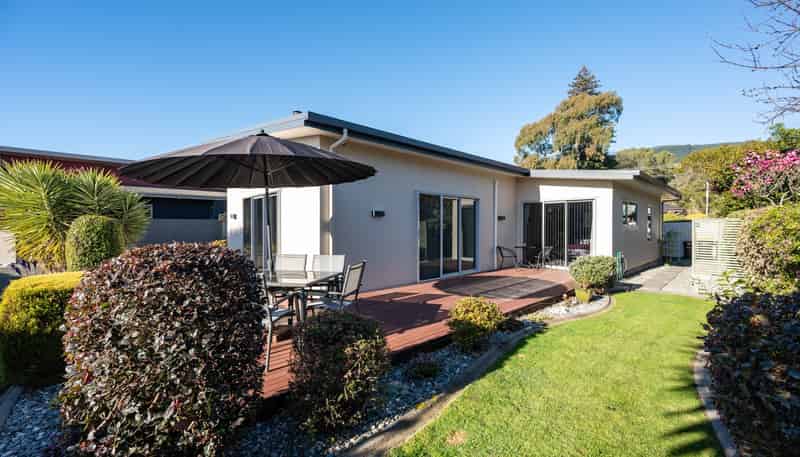 8 Gershwin Grove, Stoke