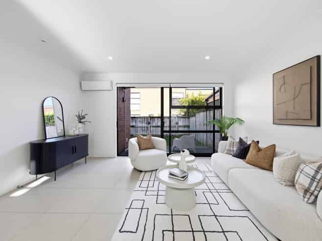 43 Scoria Crescent, Stonefields
