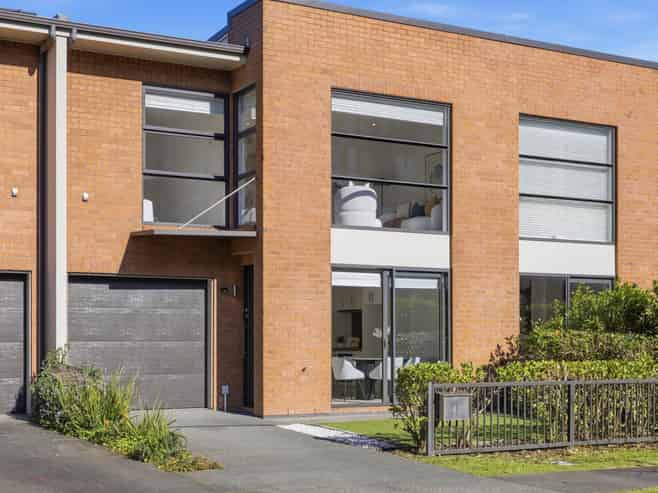 43 Scoria Crescent, Stonefields